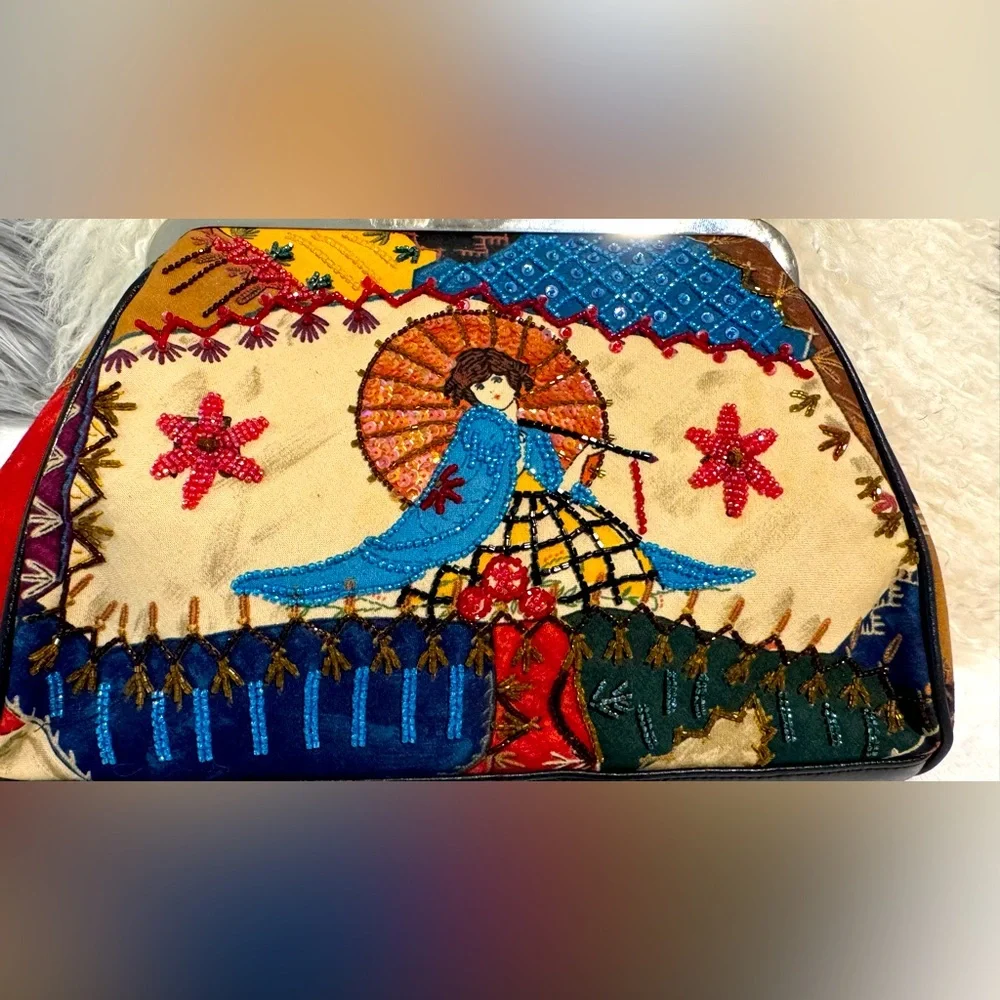 Isabella Fion Purse Lady With umbrella
Embroidered Multicolor Women's Bag - Picture 14 of 14